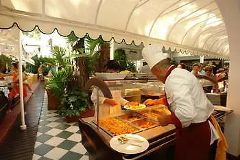 Agora Park Hotel Lido di Jesolo 3*,  İtalya
