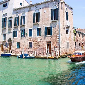 Al Canal Regio - *** Venecia